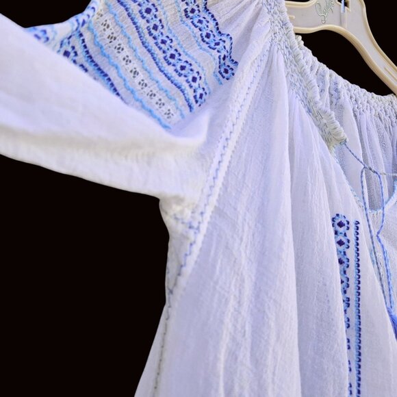 Vintage 60s 70s White Gauze Peasant Blouse Hand Embroidered Greek Balkan M - Picture 8 of 11